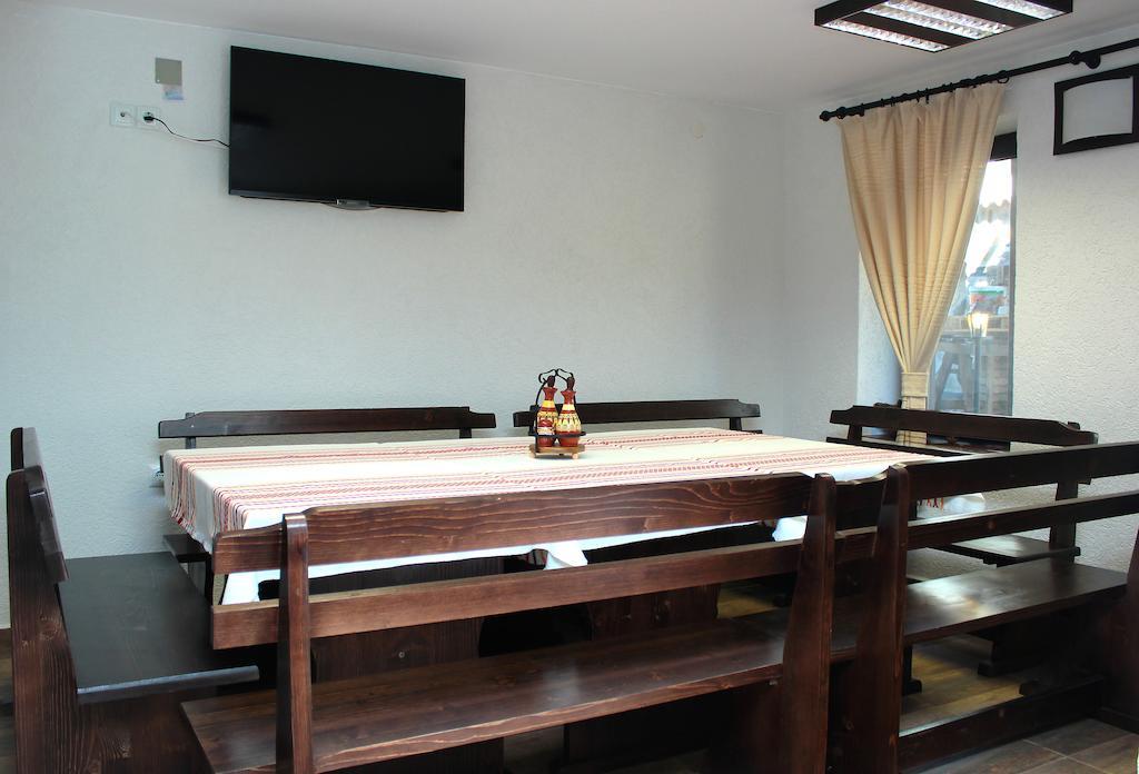 Topalovi Guest House Slatograd Exterior foto