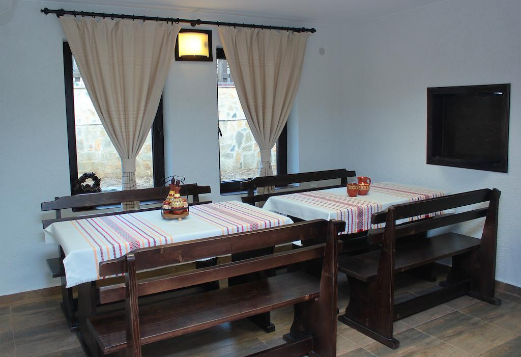 Topalovi Guest House Slatograd Exterior foto