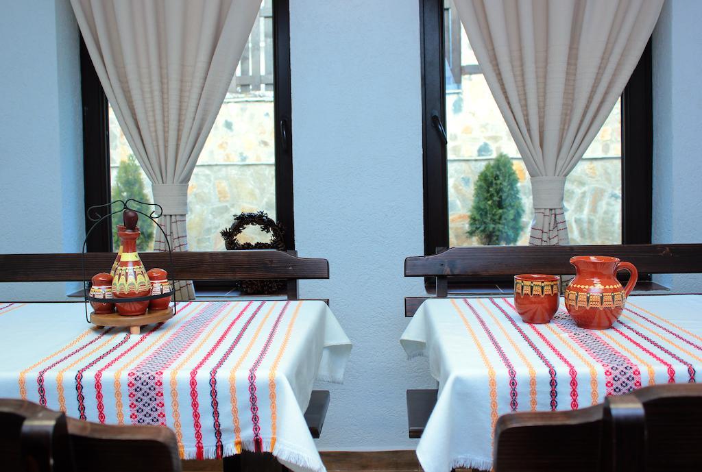 Topalovi Guest House Slatograd Exterior foto