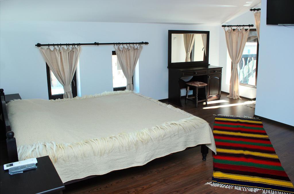 Topalovi Guest House Slatograd Zimmer foto