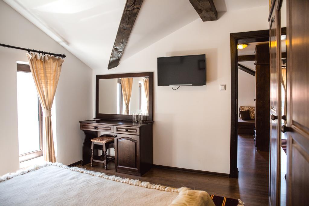 Topalovi Guest House Slatograd Exterior foto